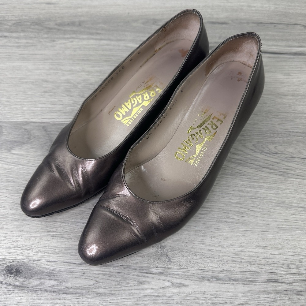 Salvatore Ferragamo Pumps Womens 5 B Metallic Bronze Low Block Heel Made Italy